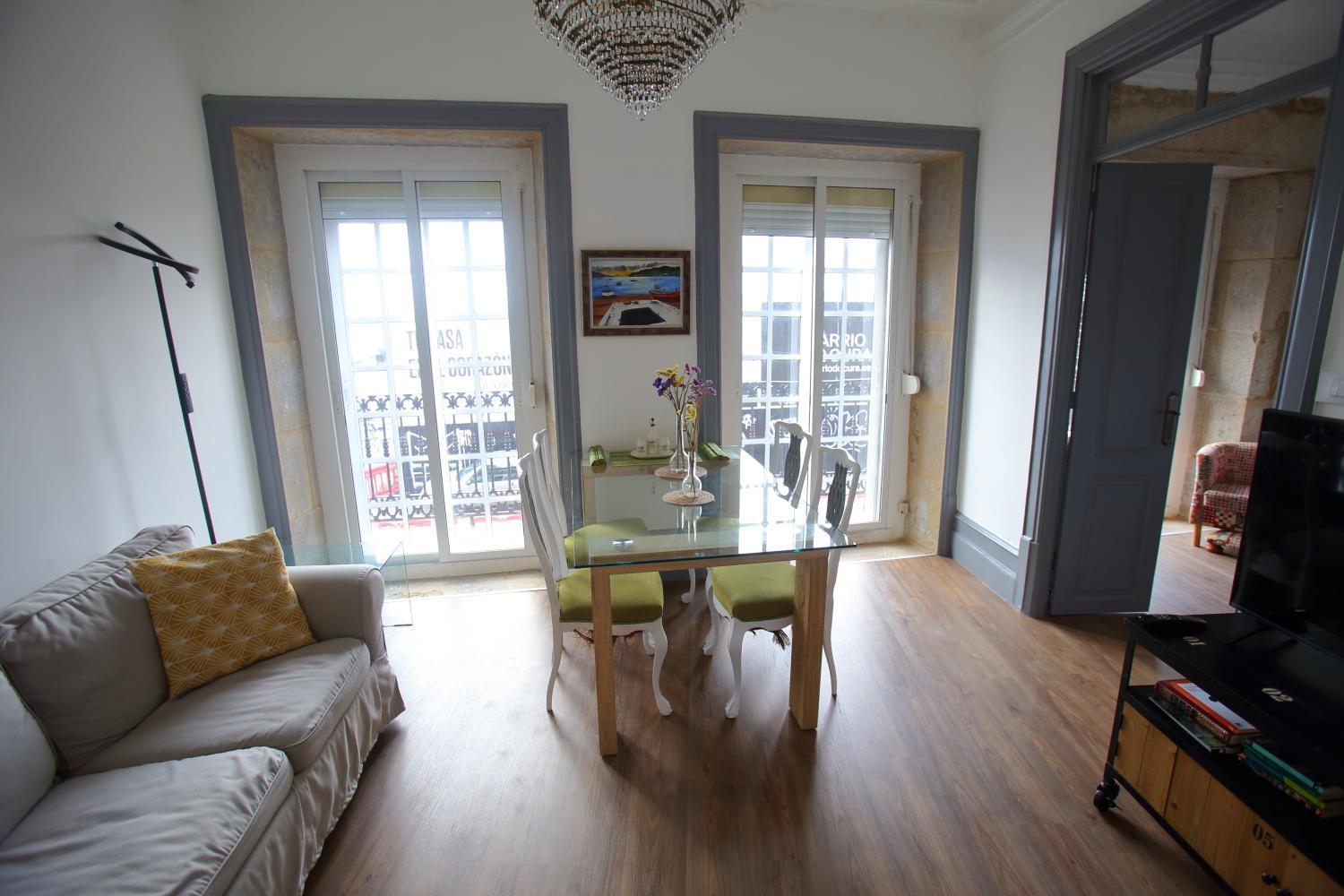 Piso Centrico De Tres Dormitorios Reformado Del S XIX Comarca de Comarca de Vigo Buitenkant foto